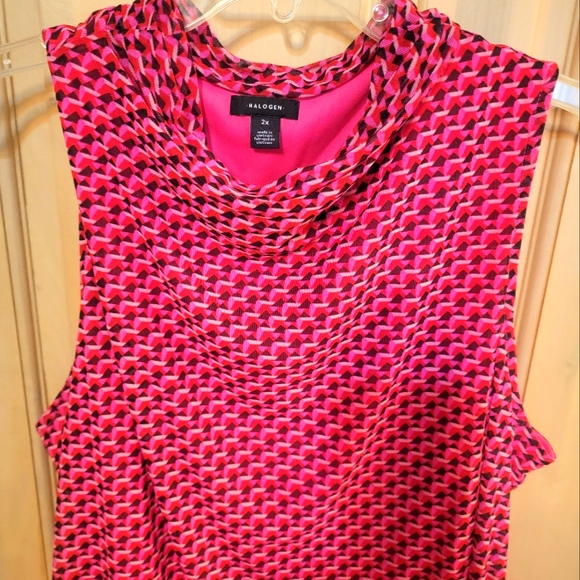 Halogen Tops - Womens Plus Sz 2X Halogen Sleeveless Hot Pink And Black Geometric Shirt